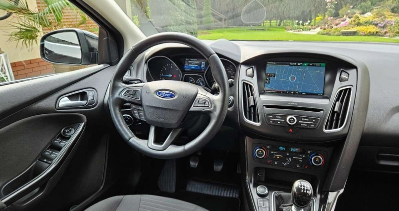 Ford Focus cena 39999 przebieg: 151000, rok produkcji 2016 z Rajgród małe 326